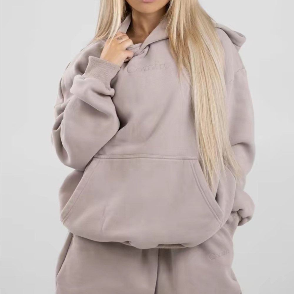 Comfrt hoodie, worn once